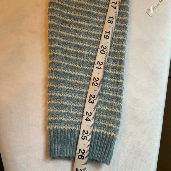 LC Lauren Conrad Blue Knit Sweater - Picture 9 of 10